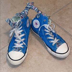 Blue High Top Converse With Bow